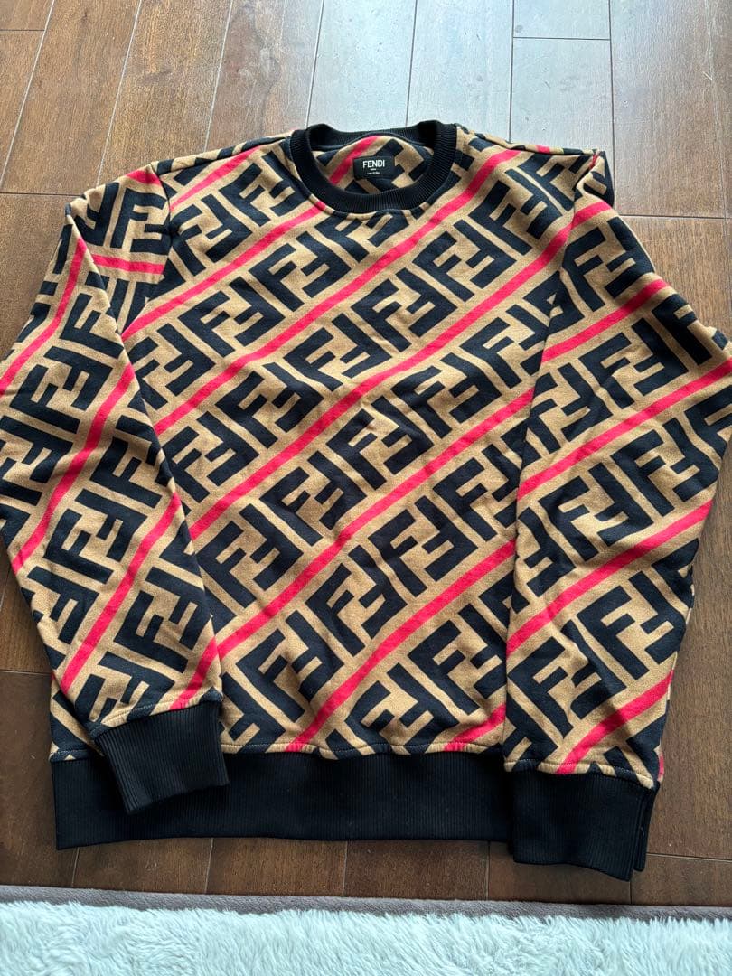 FENDI FFロゴ トレーナー