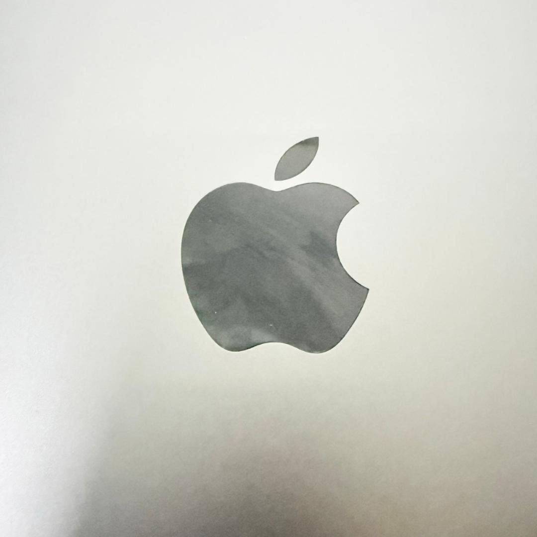 ①iPad　本体　第7世代　128GB　WiFi+Cellularモデル　箱付き