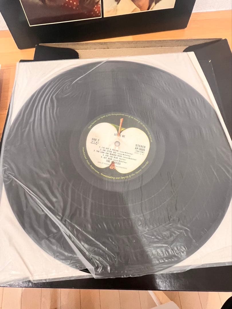 The Beatlesレコード let it be BOXセット写真集付SALE