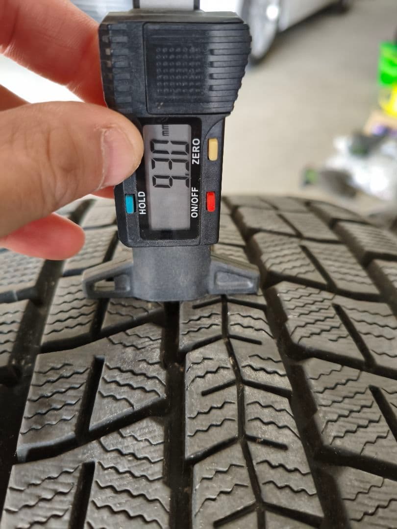 BMW X3.X4 MAK　スタッドレスタイヤ・ホイールセット　4本