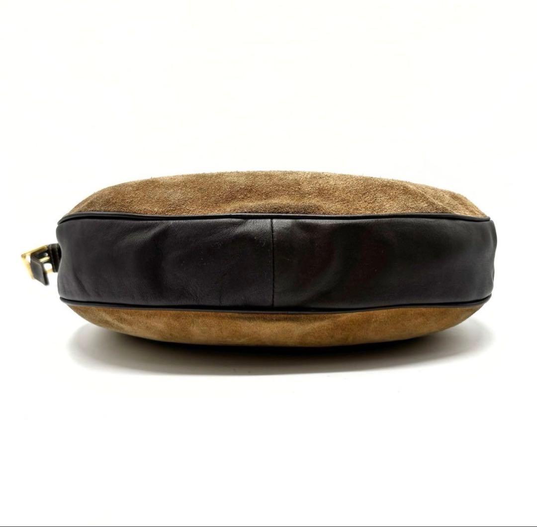 美品LOEWE ロエベ ワンショルダーバッグ アナグラム ロゴ型押し スエード