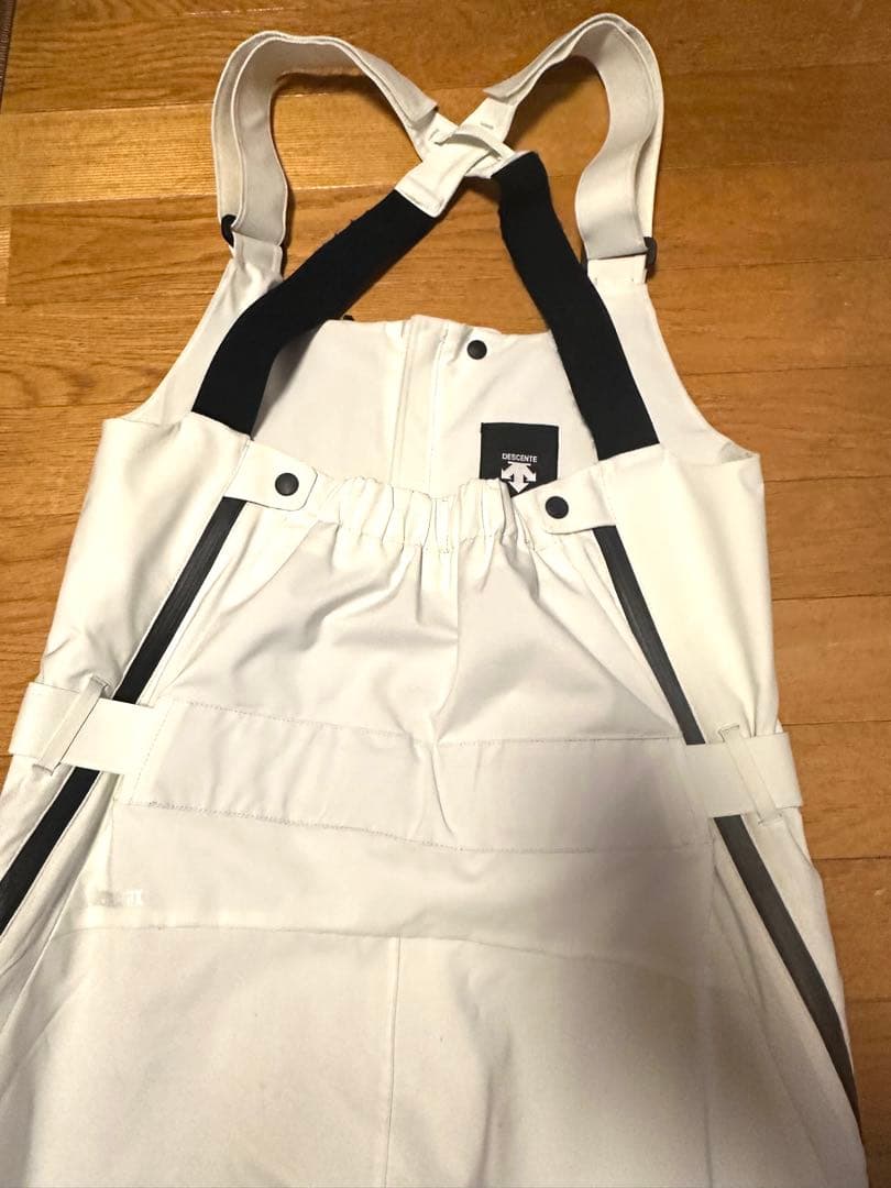DESCENTE ホワイト スキーウェア オーバーオール