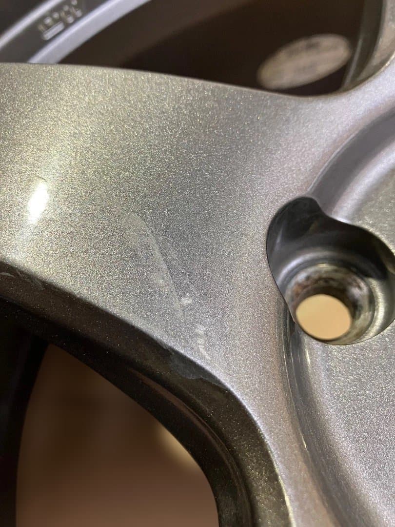 週末価格　エンケイ　PF05 17インチ 7J 114.3 インセット45 2本