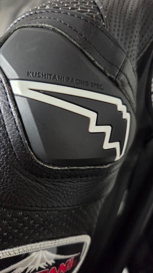 クシタニ　K-0086XX ACCRETE SUIT ブラック XLサイズ　美品