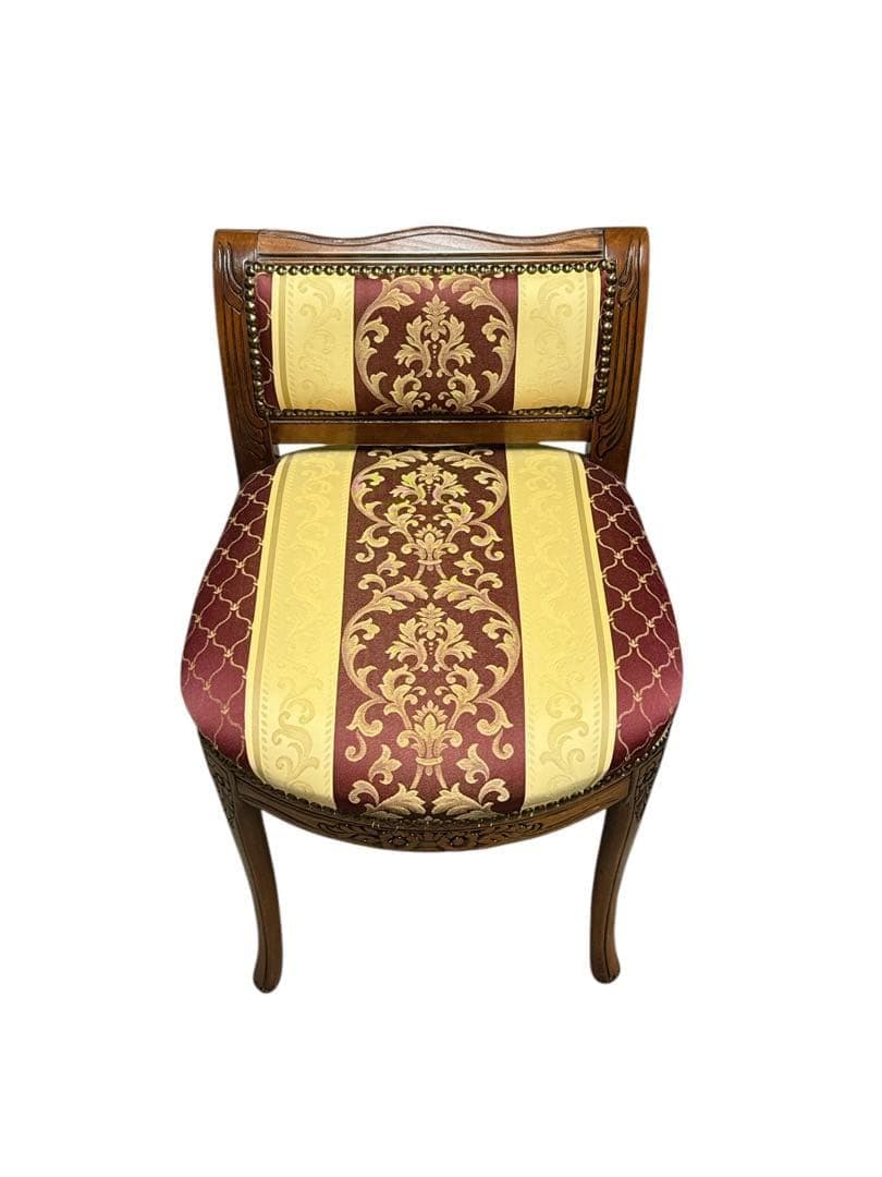 スツール　イタリアスツール　イタリア家具　フットスツール　インテリア