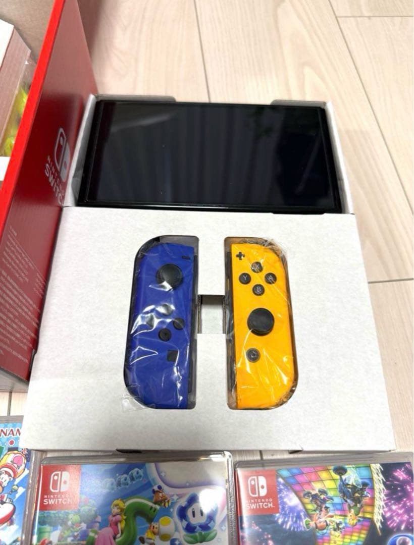 めろん　Nintendo SWITCH有機ELモデル+ソフト3本セット