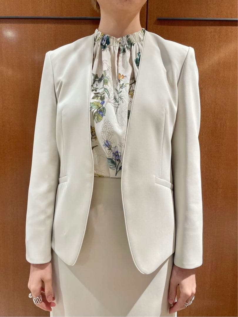 新品 トゥモローランド　ドライダブルクロス ノーカラージャケット