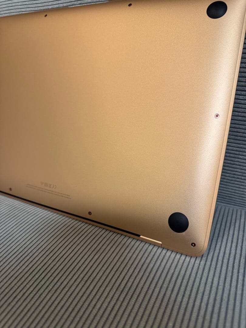 Apple MacBook Air 13ピンクゴールド