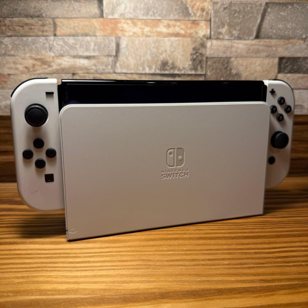 オマケ付き！Nintendo Switch 有機ELモデル 本体 ホワイト