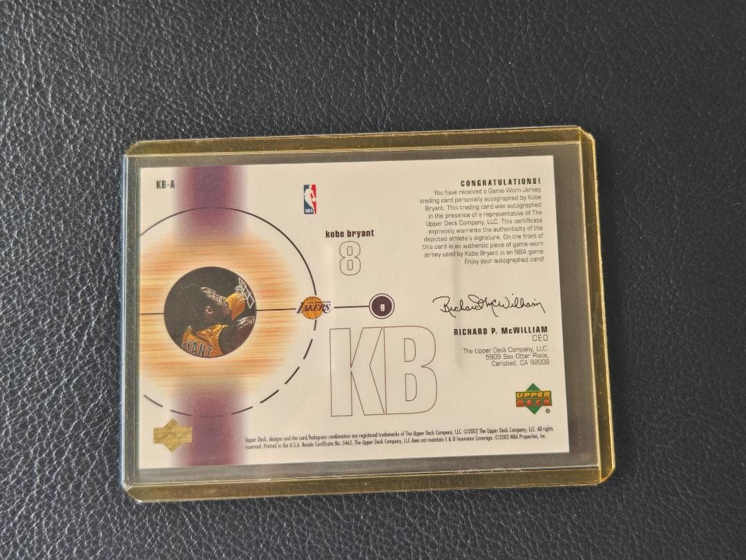 2001-02 UD 直筆サインジャージカード Kobe　希少