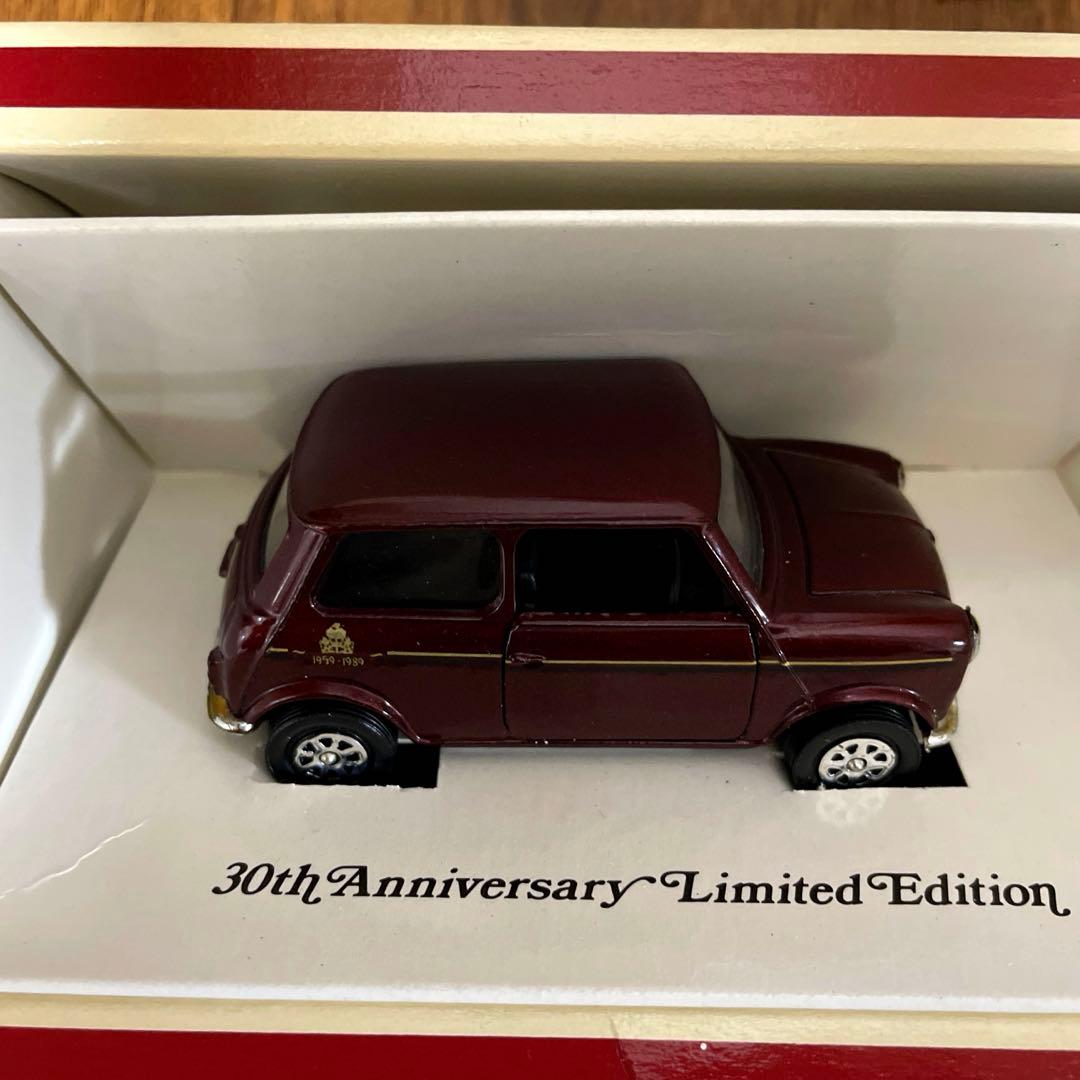 Corgi Mini 30 周年限定版 ミニカー シリアルNO12485