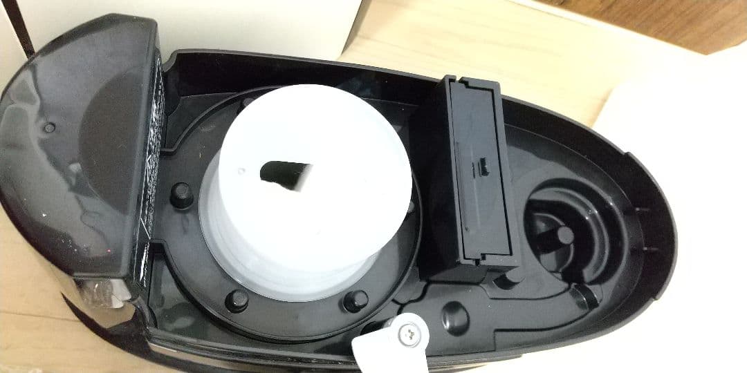 就寝時のお肌の乾燥を防ぐのに最適➰♥️クリーニング済み、三菱電機パーソナル保湿機