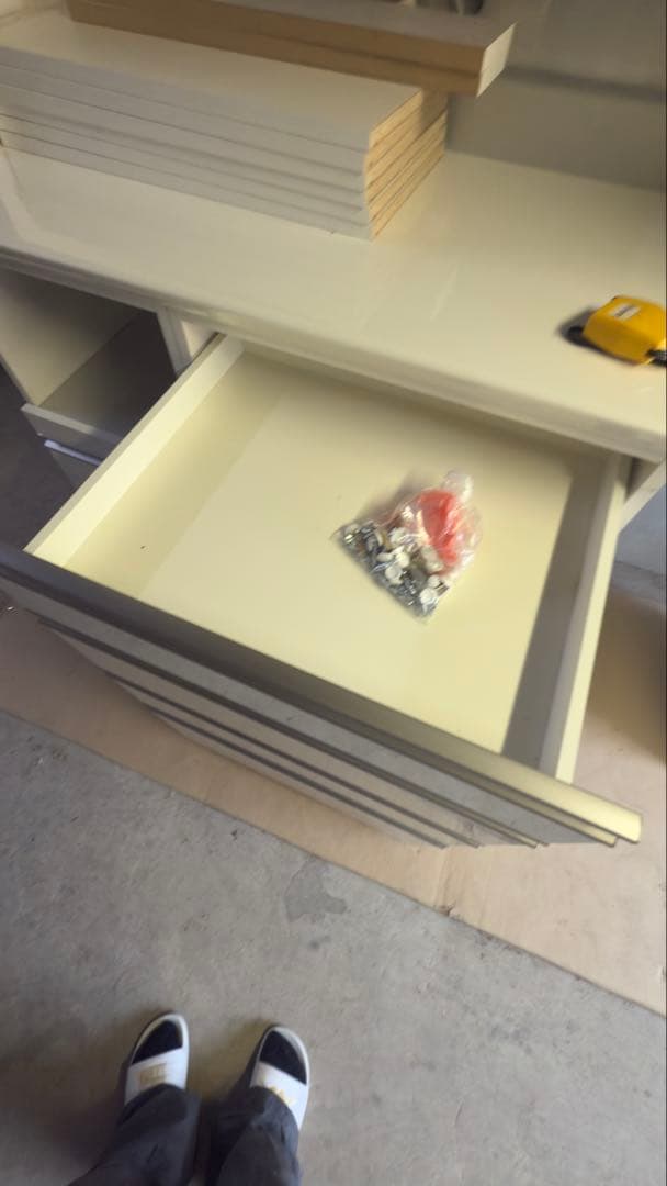 岡山県　31日まで送料込み！パモウナ　大型食器棚　8000円引き中