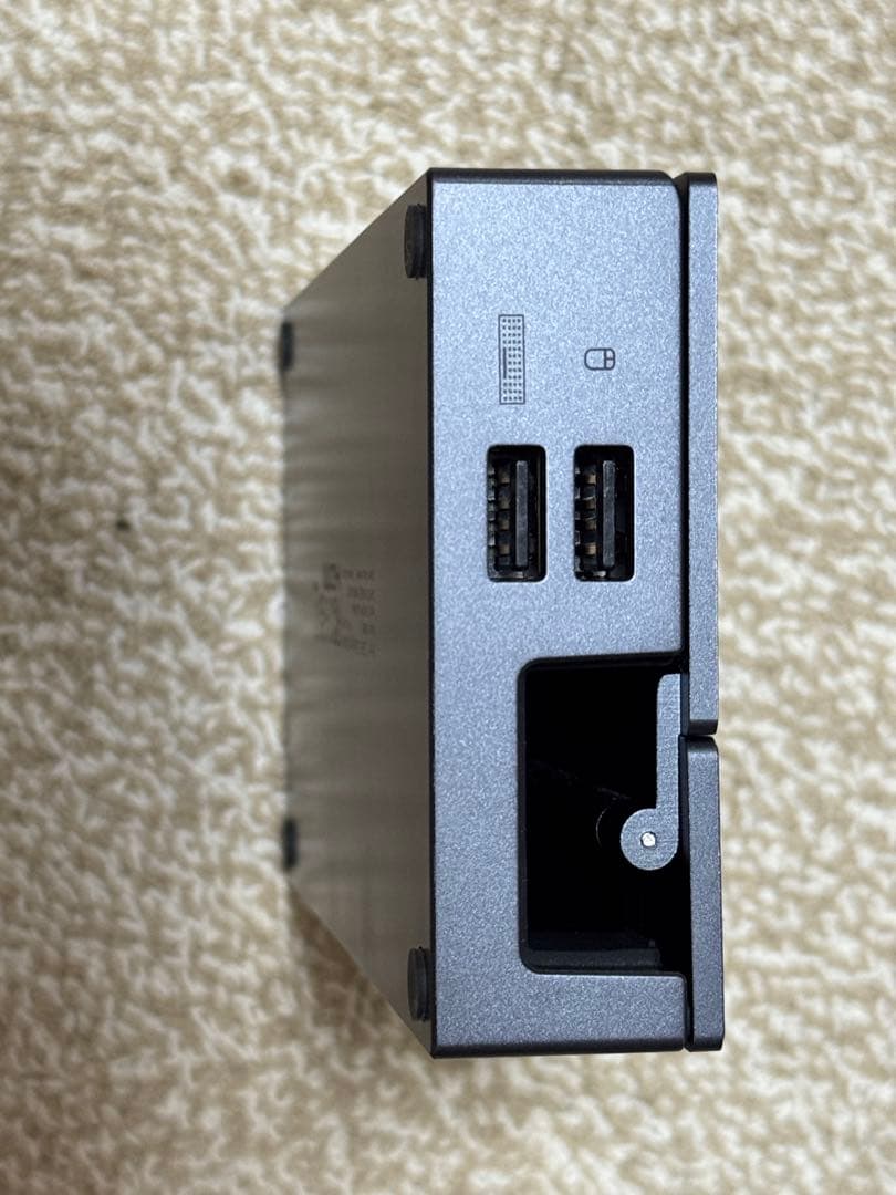 Steam Deck oled 1TB＆UGREEN 9-IN-1ハブ