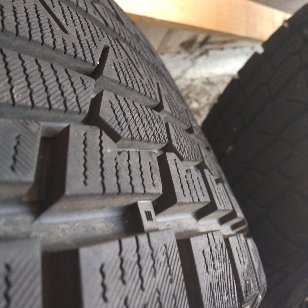 delmorde18インチ ヨコハマスタッドレス ホイールセット