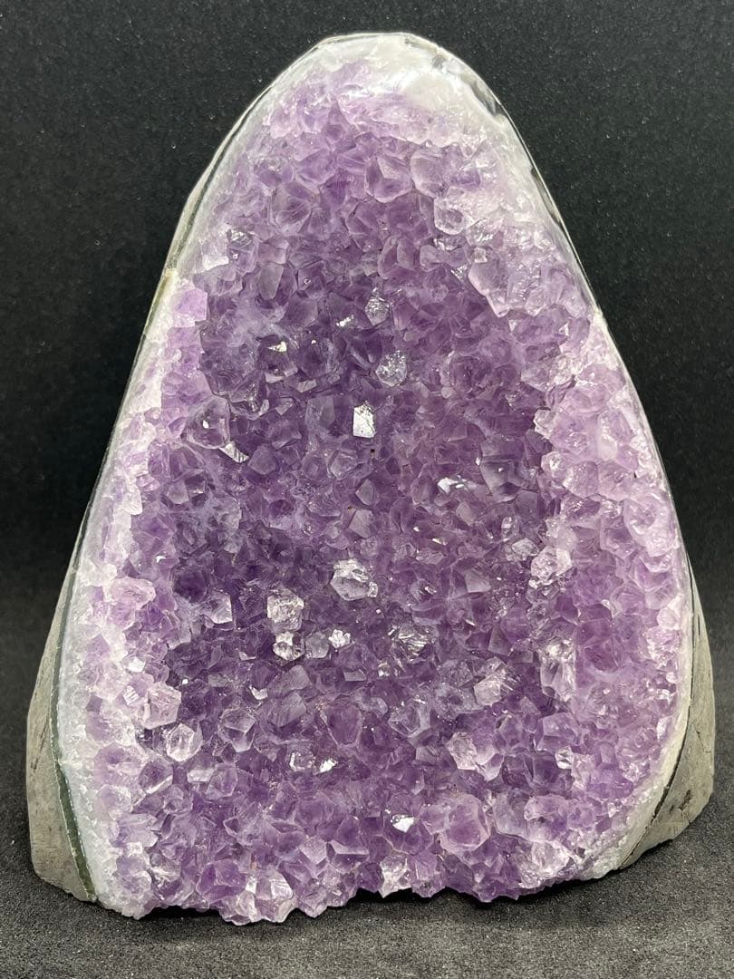 【目標達成】アメジストドーム 縦長型 875.5g