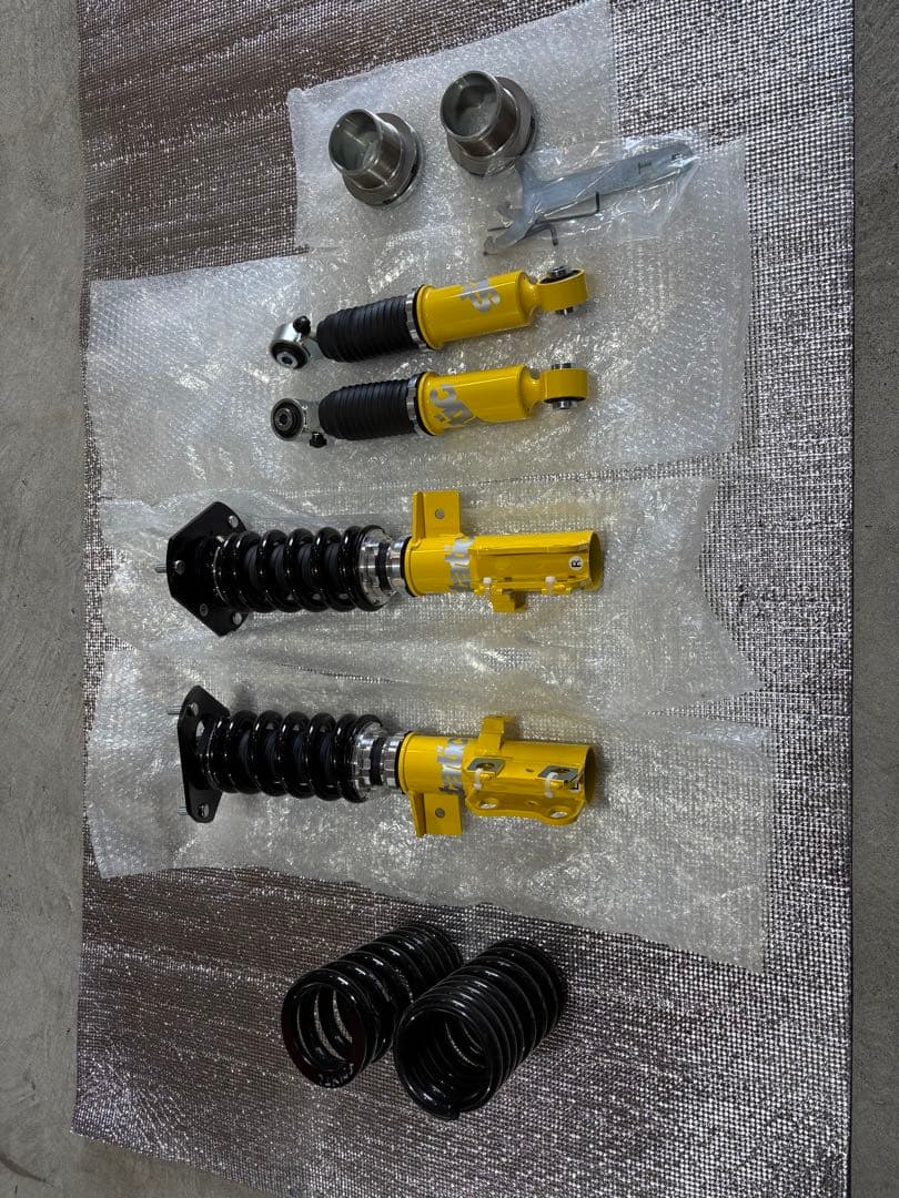 balance ワンオフ車高調 ZSU60W