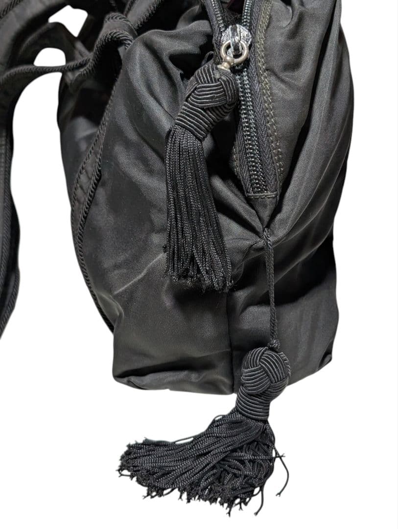 プラダ PRADA ショルダーバッグ 刺繍ロゴ フリンジ 肩掛け ナイロン