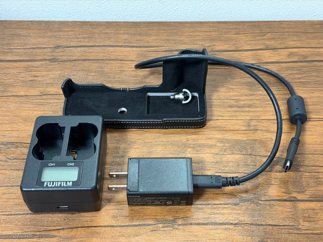 FUJIFILM X-T4 ミラーレスカメラ ショット数534枚