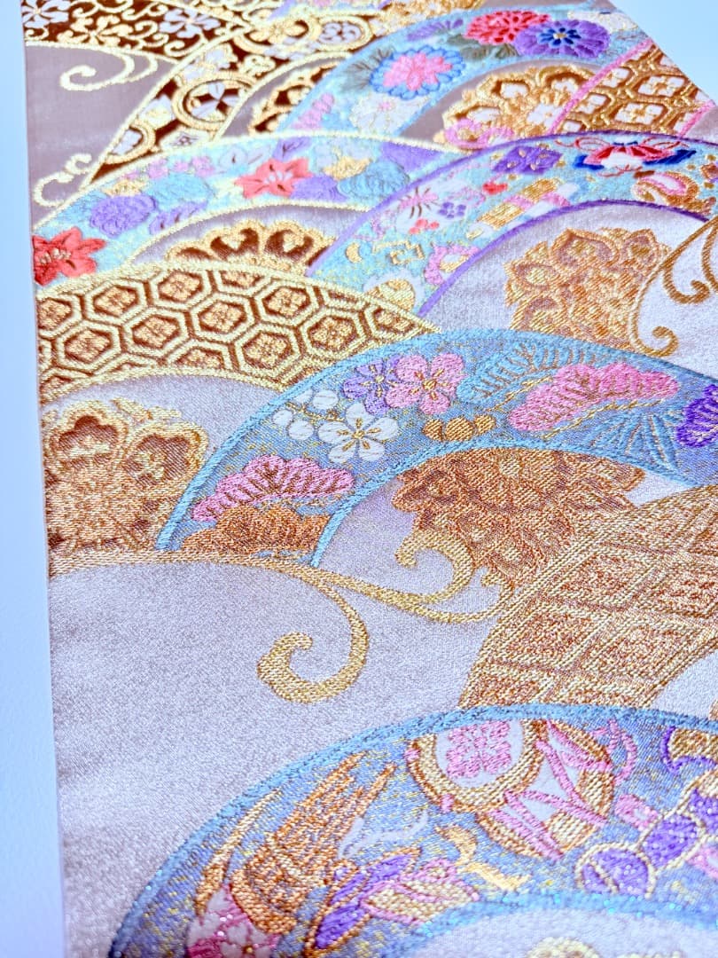 高級 袋帯 正絹 六通柄 宝尽くし シャンパンゴールド 扇文 訪問着 色無地