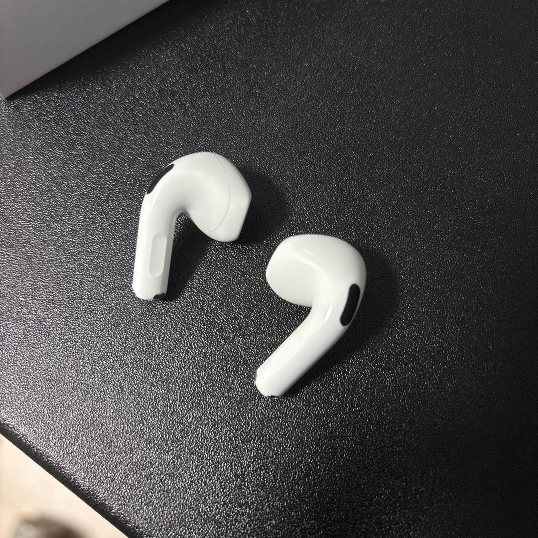 AirPods4 アクティブノイズキャンセリング
