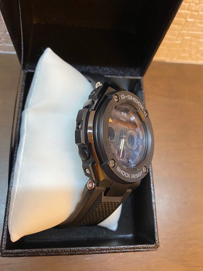 【極美品】G-SHOCK GST-W300G-1A1JF 電波ソーラー