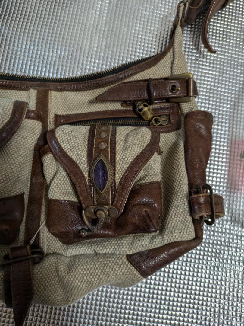 初期　希少　スタッズ付　Kemuri　バッグ