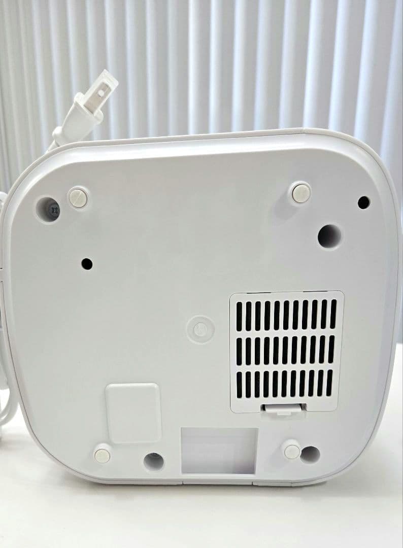 アイリスオーヤマ　上給水ハイブリッド式加湿器　UHK-500-W