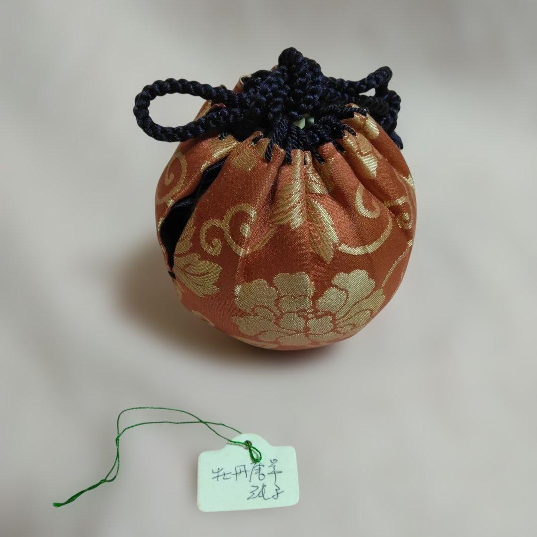 桶谷定一作　文琳茶入　 牡丹唐草仕覆付き