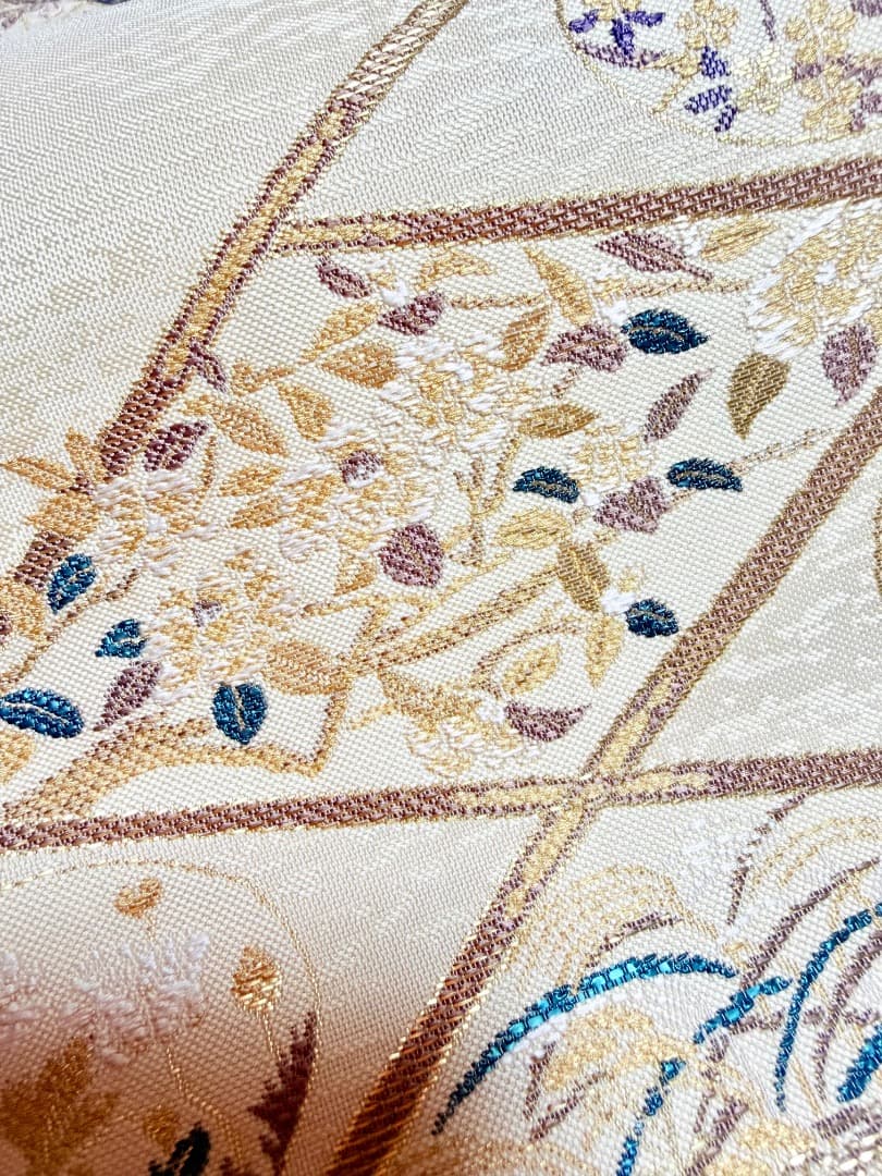 高級 袋帯 正絹 六通柄 美しいキモノ掲載品 ゴールド 訪問着 留袖 色無地