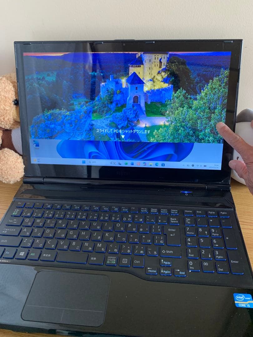 富士通タッチパネルi5/16/SSD新品256GB office2024