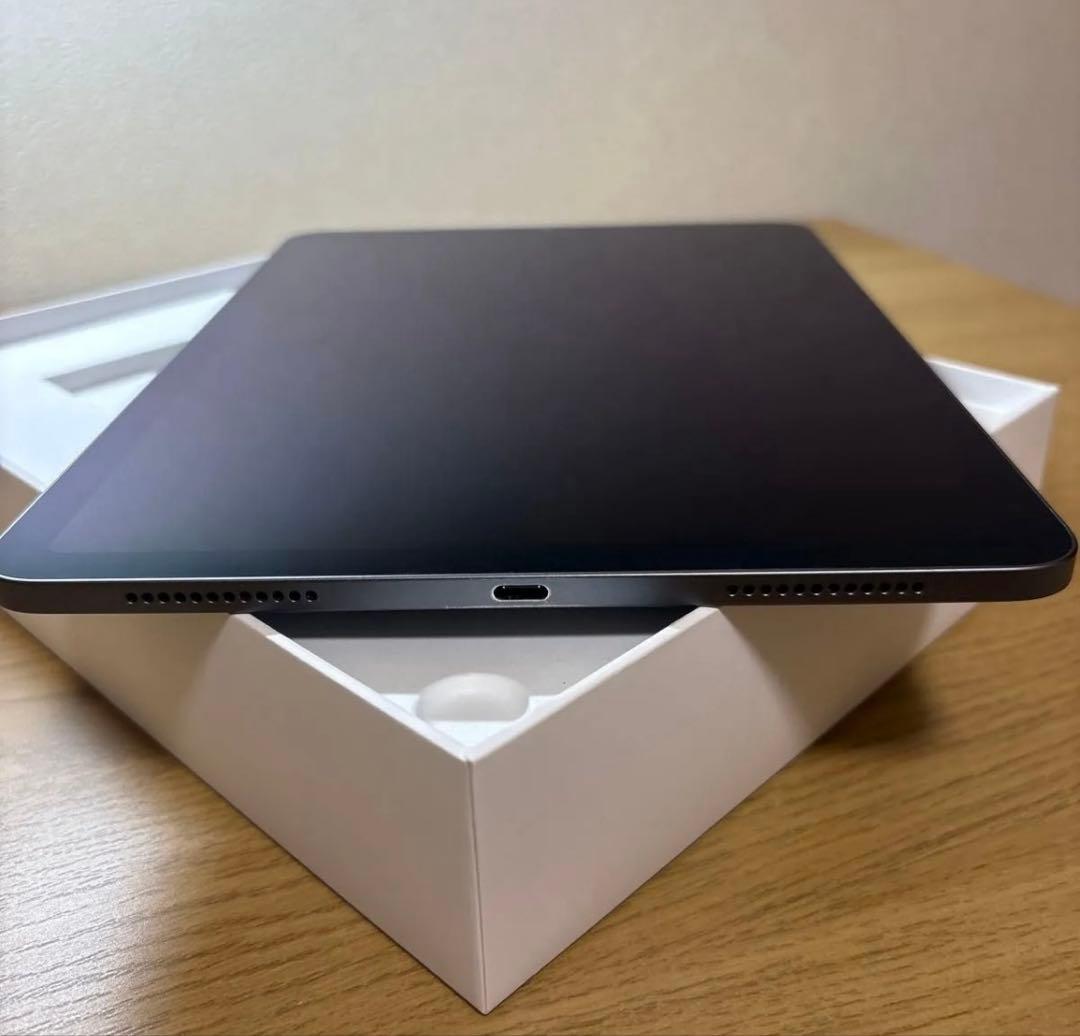 Apple iPad Air 第５世代Wi-Fi 64GB スペースグレイ　美品