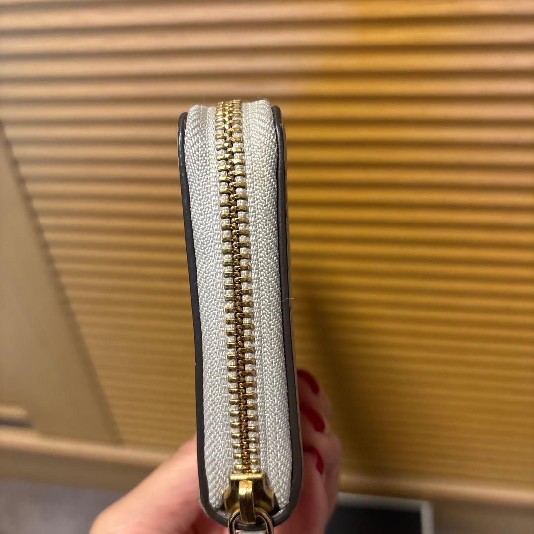 ANYA HINDMARCH スマイリー 長財布