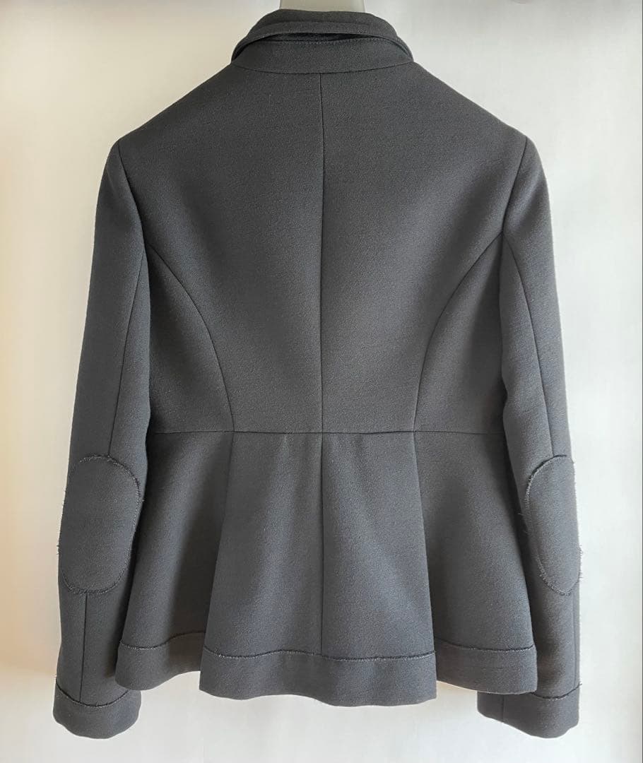 美品 miumiuミュウミュウ テーラードジャケット ブラック