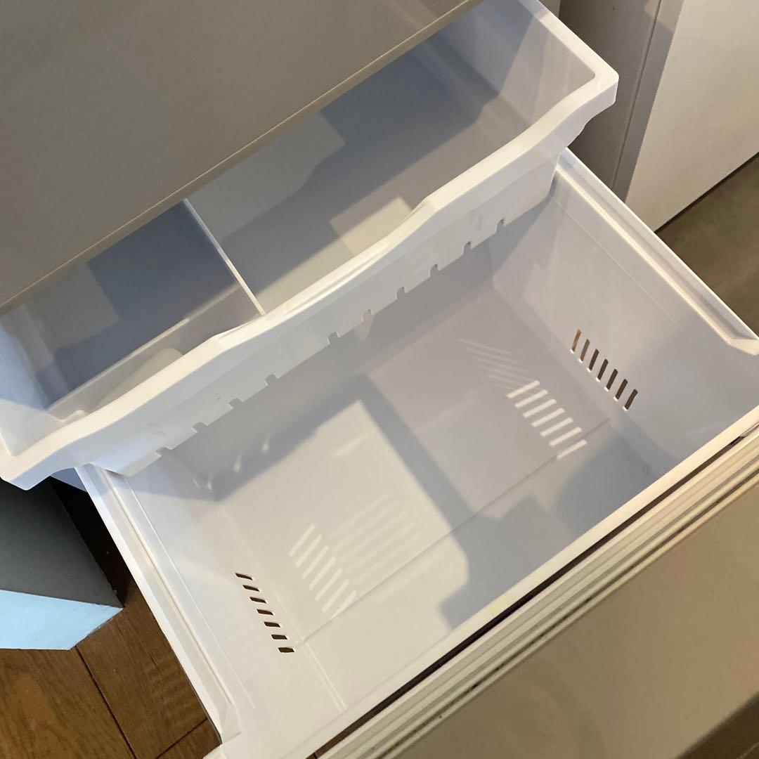 HITACHI 3ドア冷凍冷蔵庫 265L （真空チルド 急速冷凍 製氷器付き）