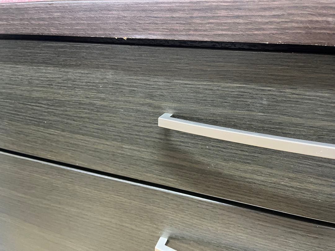 【値下げ中！8/19 15時まで！送料込み】キッチンボード　食器棚 ガラス扉付き