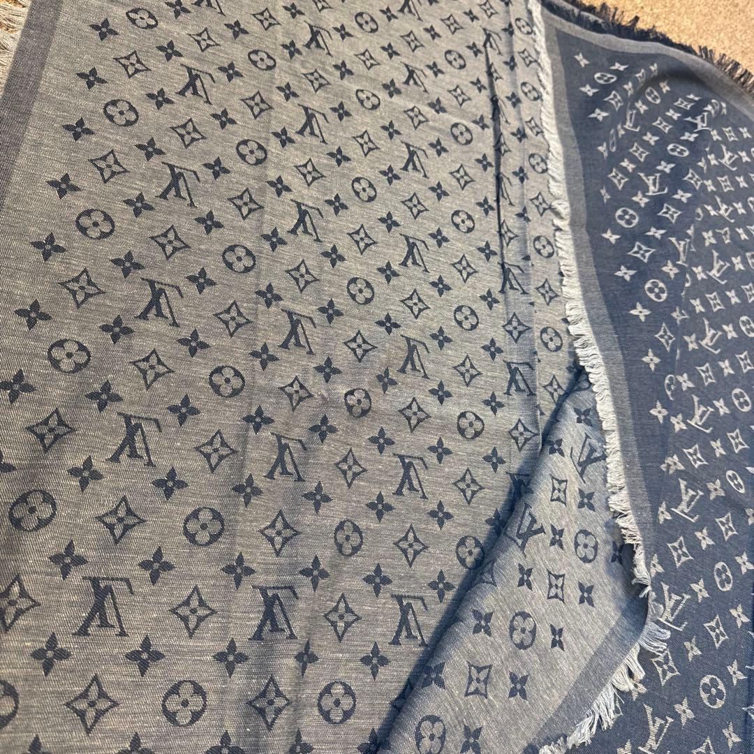 極美品LOUIS VUITTON】 モノグラムエッセンシャル ストール