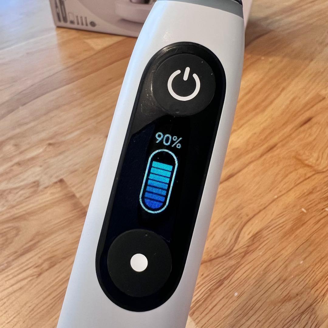 【極美品✨】 Oral-Ｂ iO9 電動歯ブラシ ホワイトアラバスター Oral