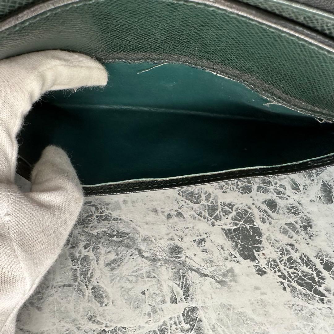 ✨LOUIS VUITTON✨　ルイヴィトン　セカンドバッグ　タイガ　ポーチ