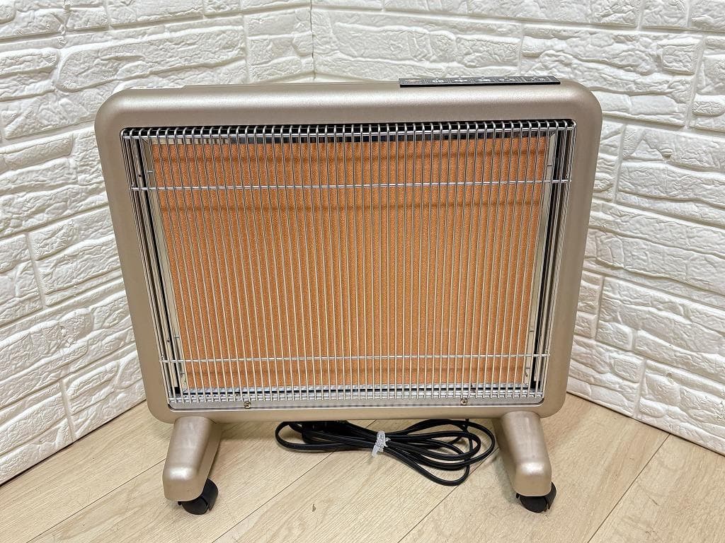 K*2様 サンルミエ エクセラ７ N700L-GR 遠赤外線暖房器