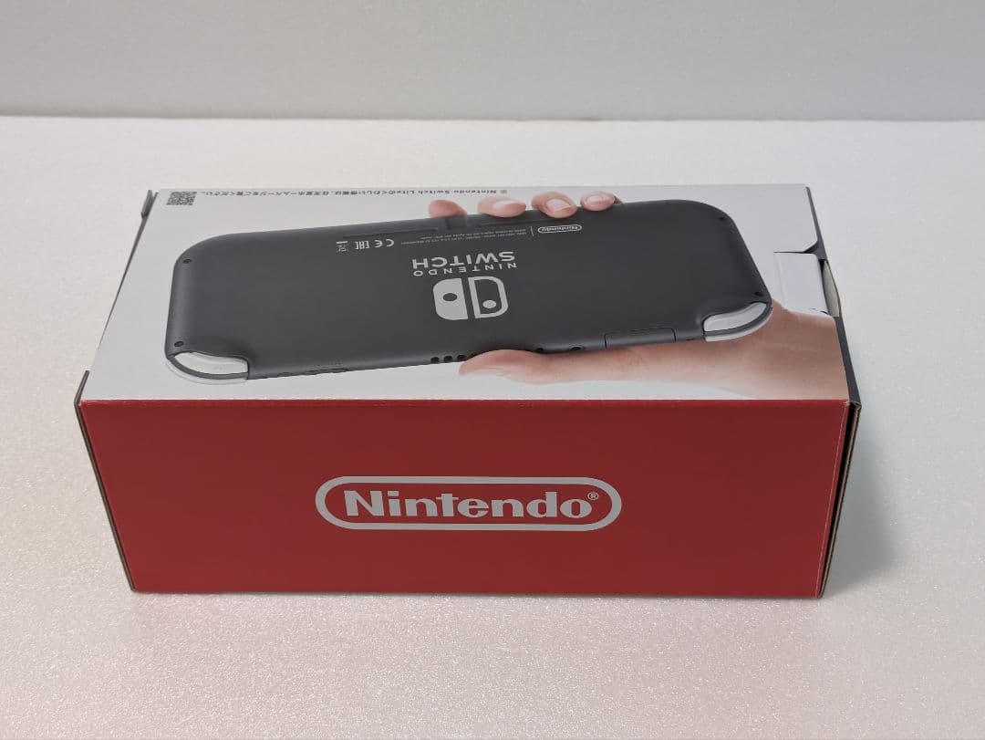 【美品】Switch Lite 本体 ※保護ガラス貼付＆シリコンカバー付き