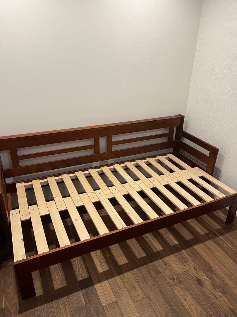 【セール中】天然木　すのこ　ソファベッド　シングル　マットレス