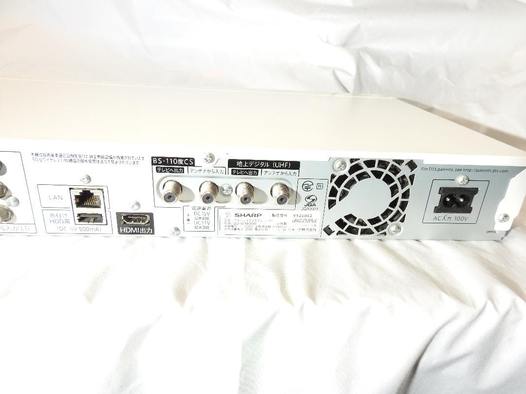 SHARP BD-W1800W ブルーレイレコーダー　2番組録画
