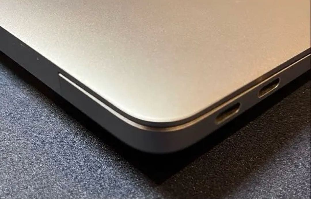 MacBook Air 2020 8GB 256GB バッテリー良好