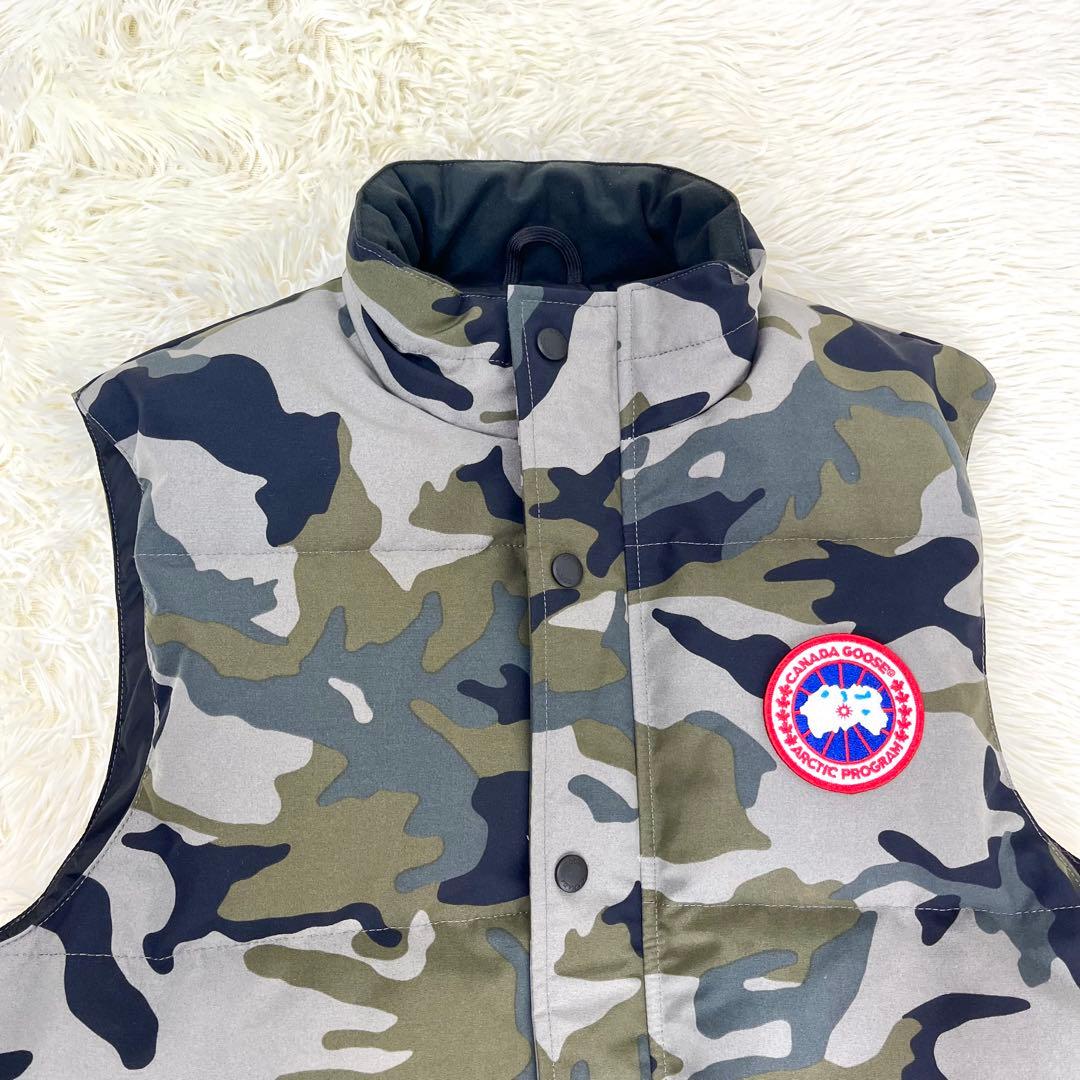 【激レア/美品】カナダグース ギャルソンベスト カモ柄 ミリタリー 迷彩 S