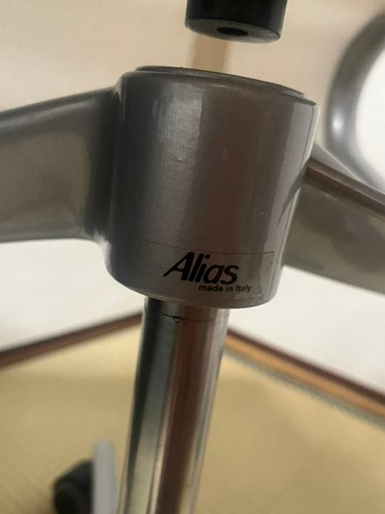 カッシーナ　Alias ローリングフレーム　　　デスクチェア