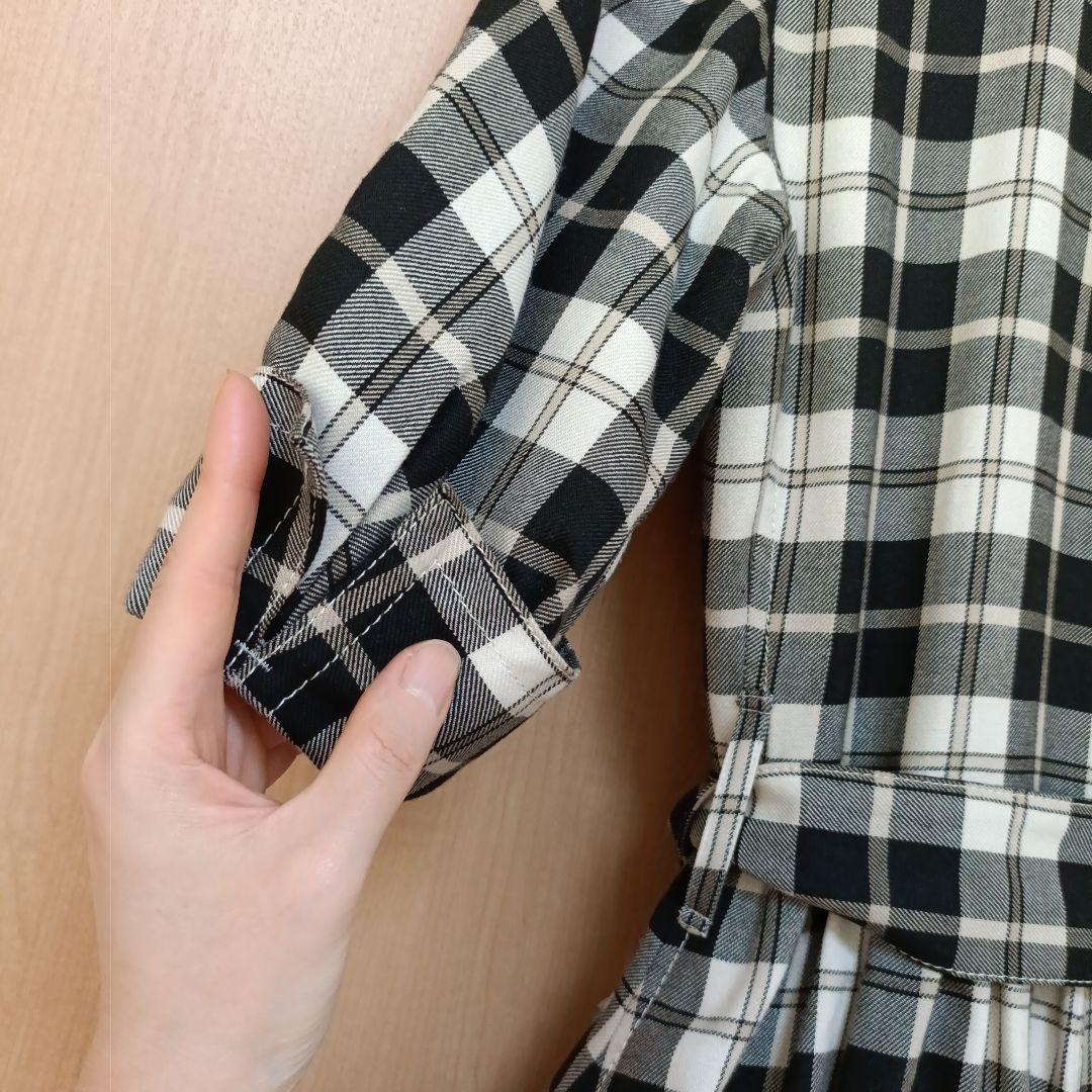 美品BURBERRY BLUE LABEL 刺繍ロゴワンピース　Aライン