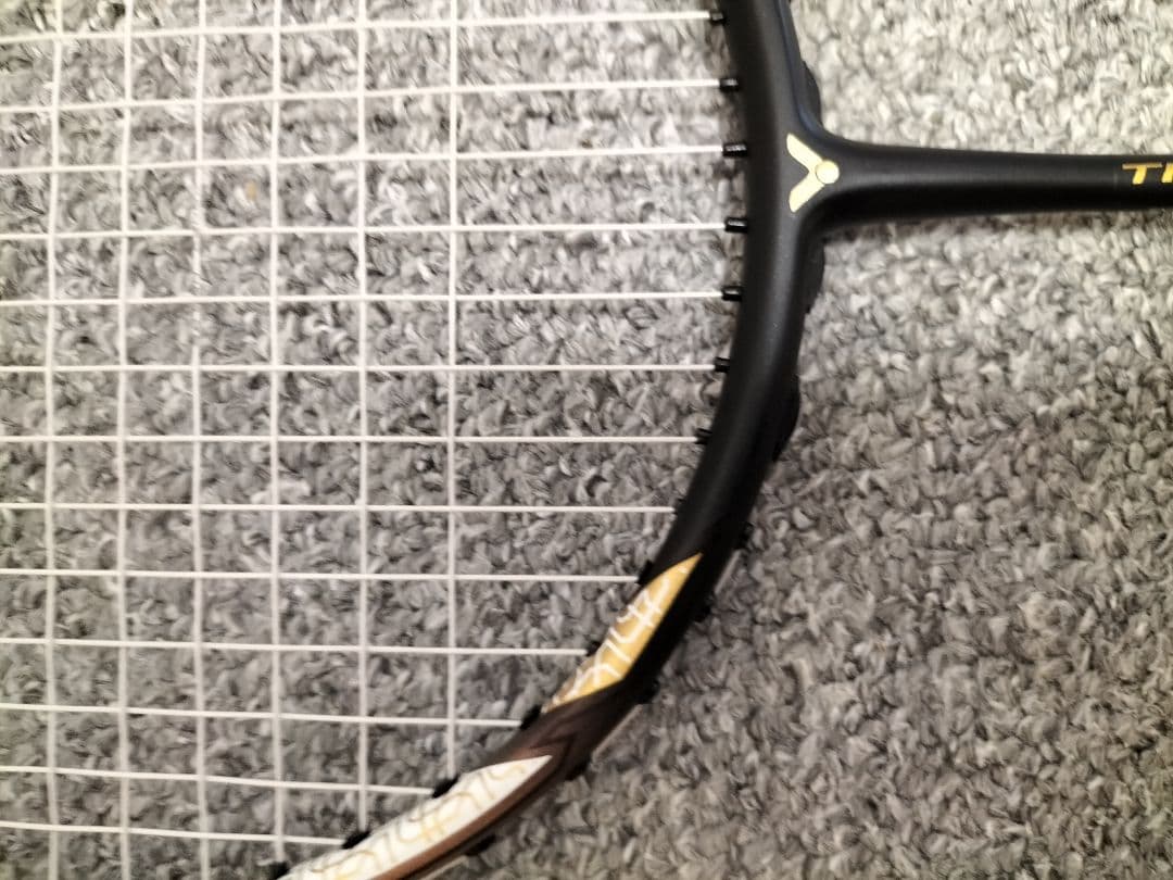 VICTOR バドミントンラケット[交渉大歓迎！]