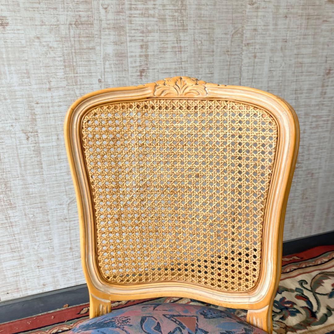 g9 イタリア家具 花柄彫刻 リベット打ちダイニングチェア 木製椅子 ビンテージ