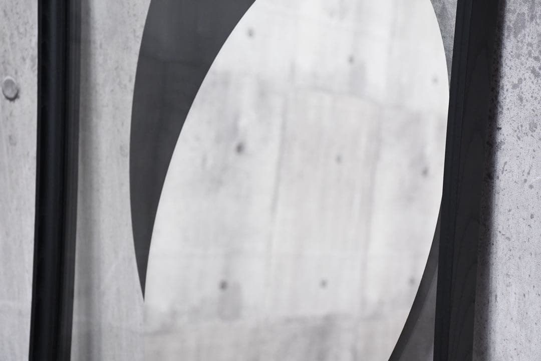 EEK132 展示品 カッシーナ デッドライン ミラー 29万 ブラックフレーム